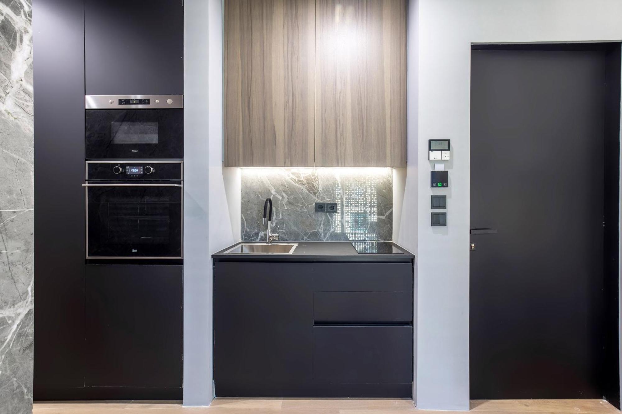 The Duke Boutique Suites Афины Номер фото