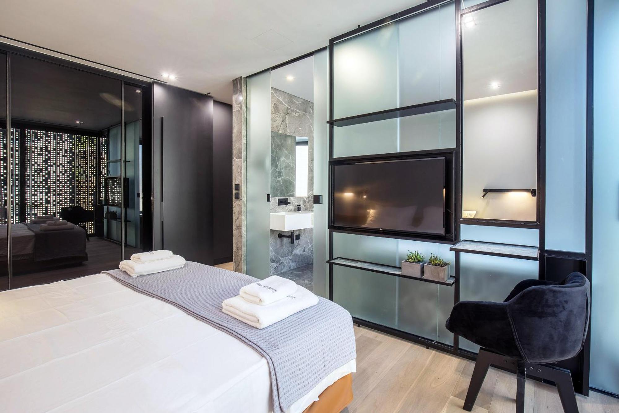 The Duke Boutique Suites Афины Номер фото